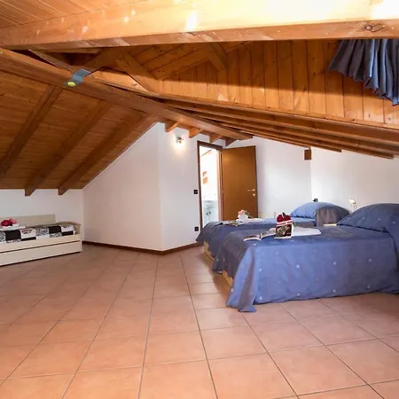 Casa Margherita Hillside - Happy Apartment Luino