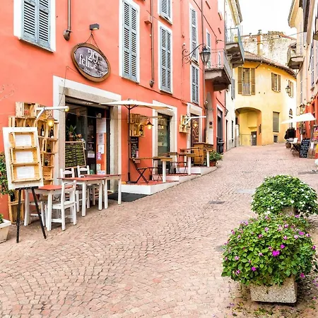 Casa Margherita Hillside - Happy Apartment Luino